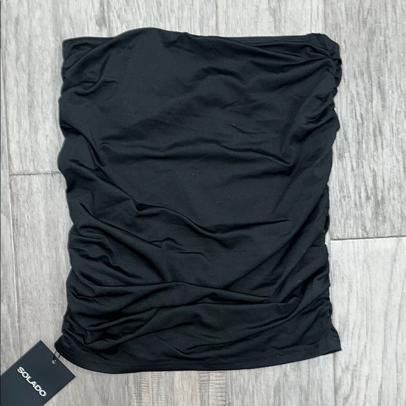 Black Ruched Sleeveless Top - Picture 4 of 7